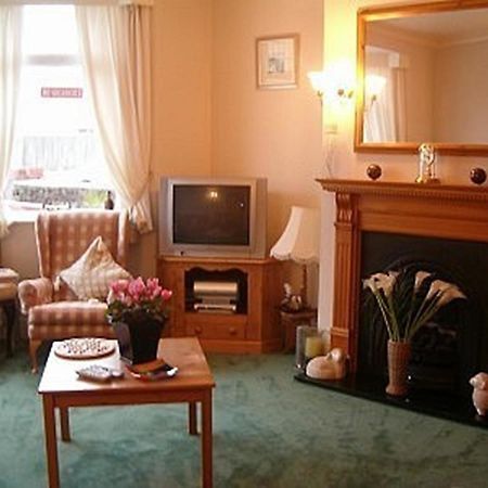 The Adelphi Bed & Breakfast Paignton Eksteriør bilde