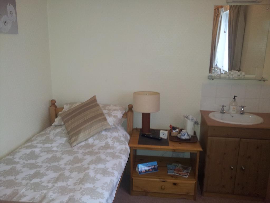 The Adelphi Bed & Breakfast Paignton Rom bilde