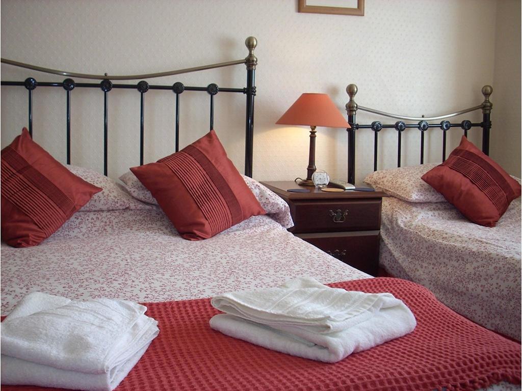 The Adelphi Bed & Breakfast Paignton Rom bilde